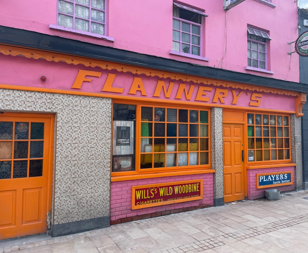 Interior of Flannery's Bar during a live music event.